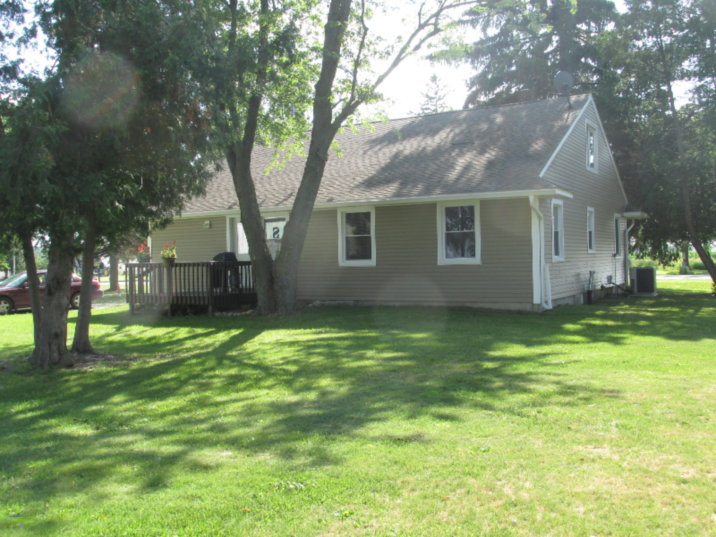 7624 Gravel Ridge Road Lakeview, MI 48850 - Photo 3 of 15 IMG_0387