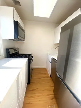 $2,494 | 2127 South Coast Highway, Unit 3, Laguna Beach, CA 92651