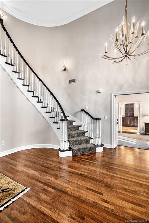 332 Racquet Club Road Asheville, NC 28803 - Photo 2 of 34 Gallery Image 2