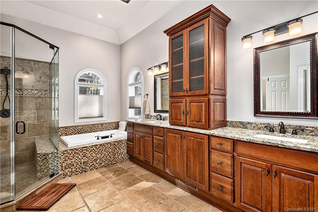 332 Racquet Club Road Asheville, NC 28803 - Photo 13 of 34 Gallery Image 13