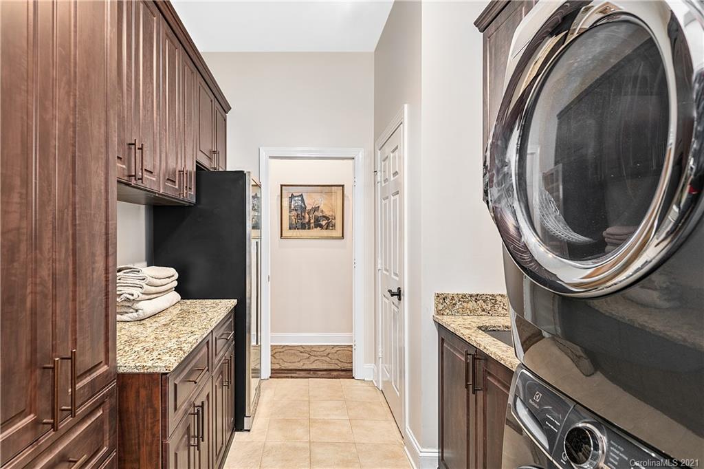 332 Racquet Club Road Asheville, NC 28803 - Photo 14 of 34 Gallery Image 14