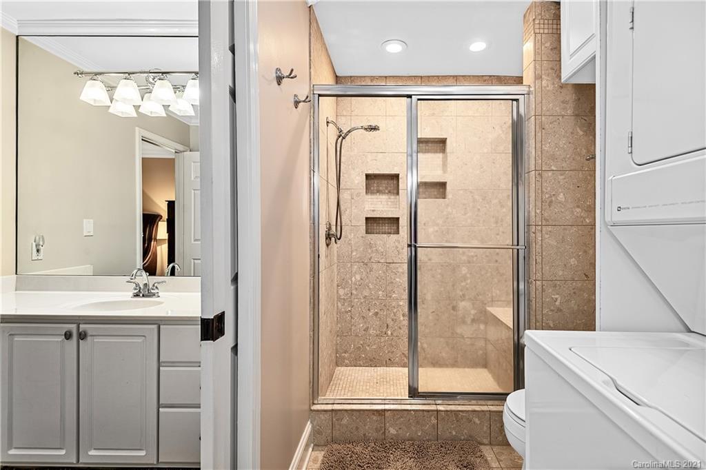 332 Racquet Club Road Asheville, NC 28803 - Photo 18 of 34 Gallery Image 18