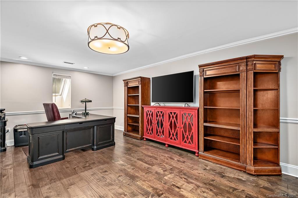 332 Racquet Club Road Asheville, NC 28803 - Photo 23 of 34 Gallery Image 23