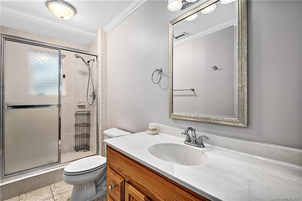 332 Racquet Club Road Asheville, NC 28803 - Photo 24 of 34 Gallery Image 24