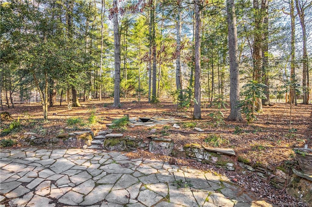 332 Racquet Club Road Asheville, NC 28803 - Photo 32 of 34 Gallery Image 32