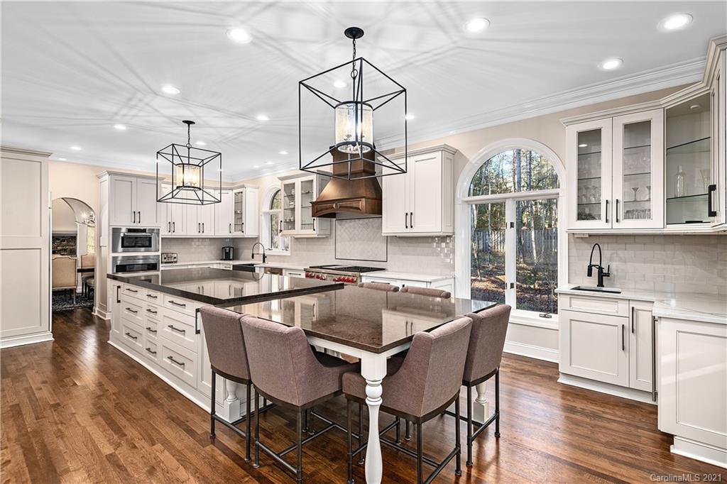 332 Racquet Club Road Asheville, NC 28803 - Photo 8 of 34 Gallery Image 8