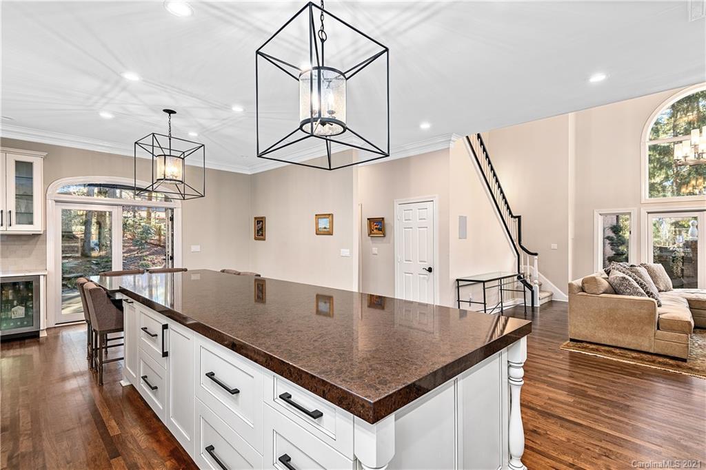 332 Racquet Club Road Asheville, NC 28803 - Photo 9 of 34 Gallery Image 9