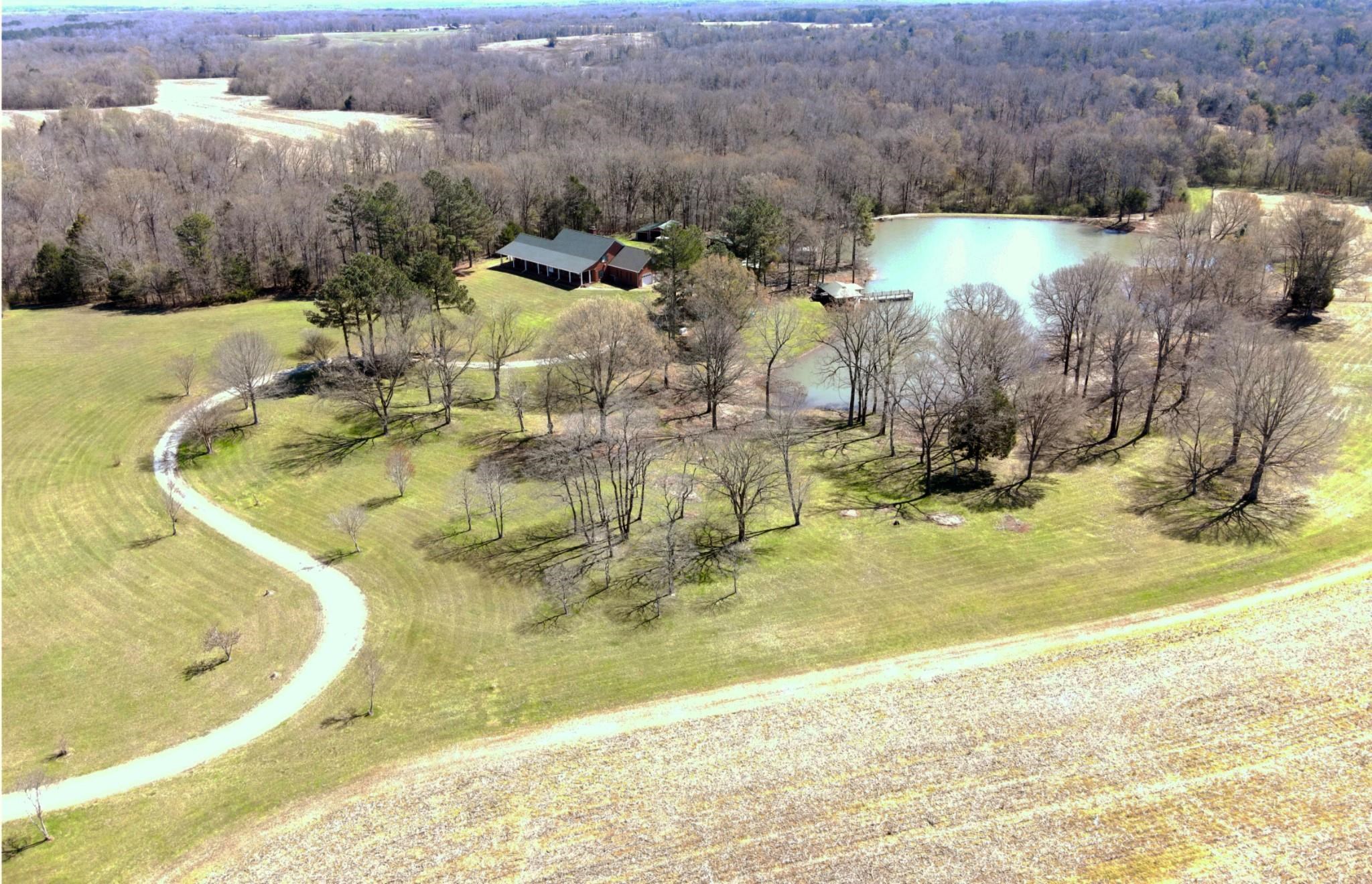 695 Middleburg Road Hickory Valley, TN 38042 - Photo 4 of 40