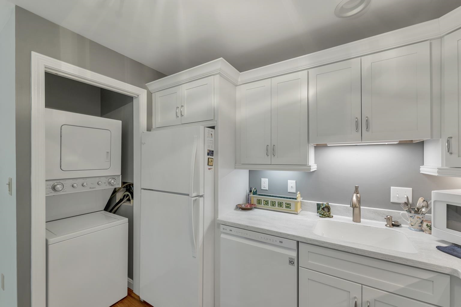 332 Parkside Road, Unit 2 New London, NH 03257 - Photo 4 of 30