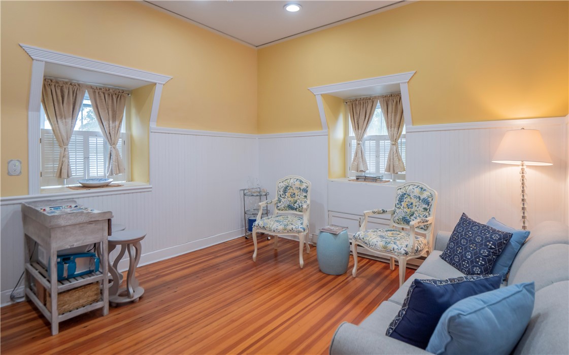 67 Perry Street, Unit 8 Newport, RI 02840 - Photo 8 of 22