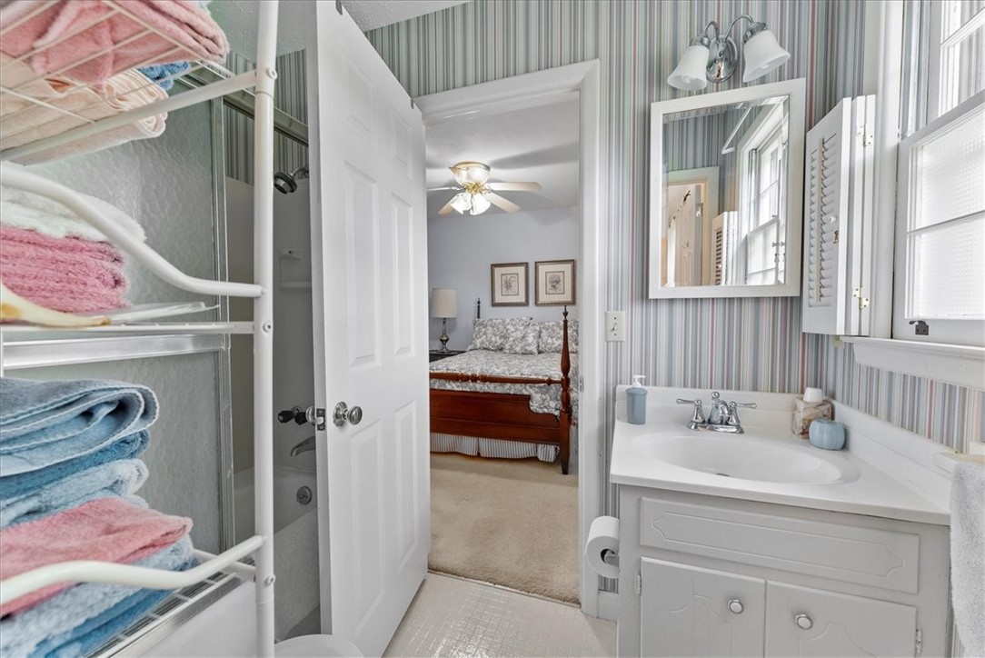 418 State Rd S-37-561 Seneca, SC 29678 - Photo 15 of 30 Gallery Image 15