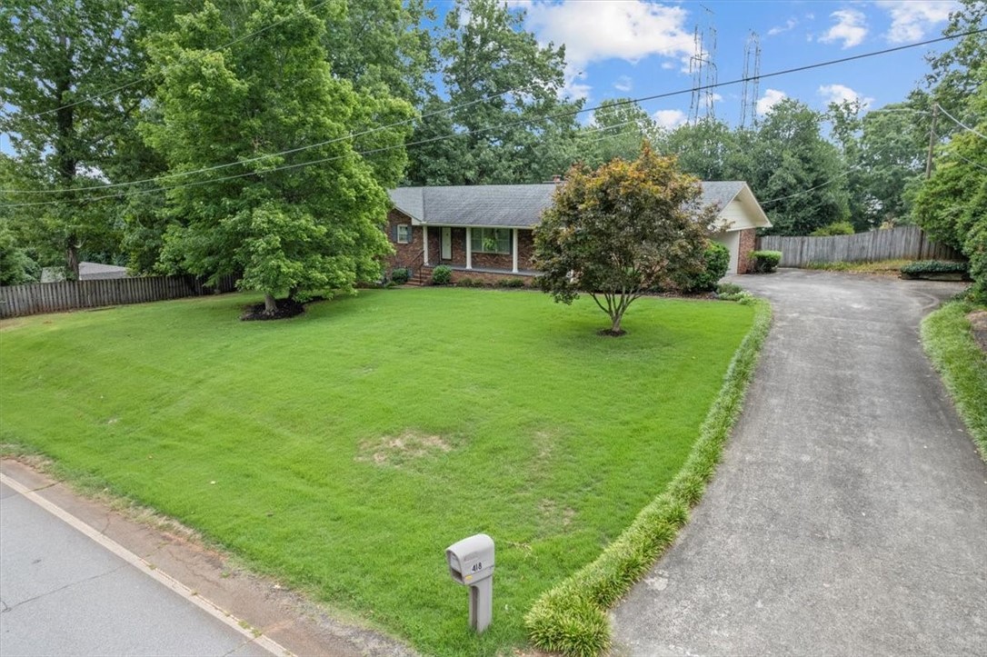 418 State Rd S-37-561 Seneca, SC 29678 - Photo 2 of 30 Gallery Image 2