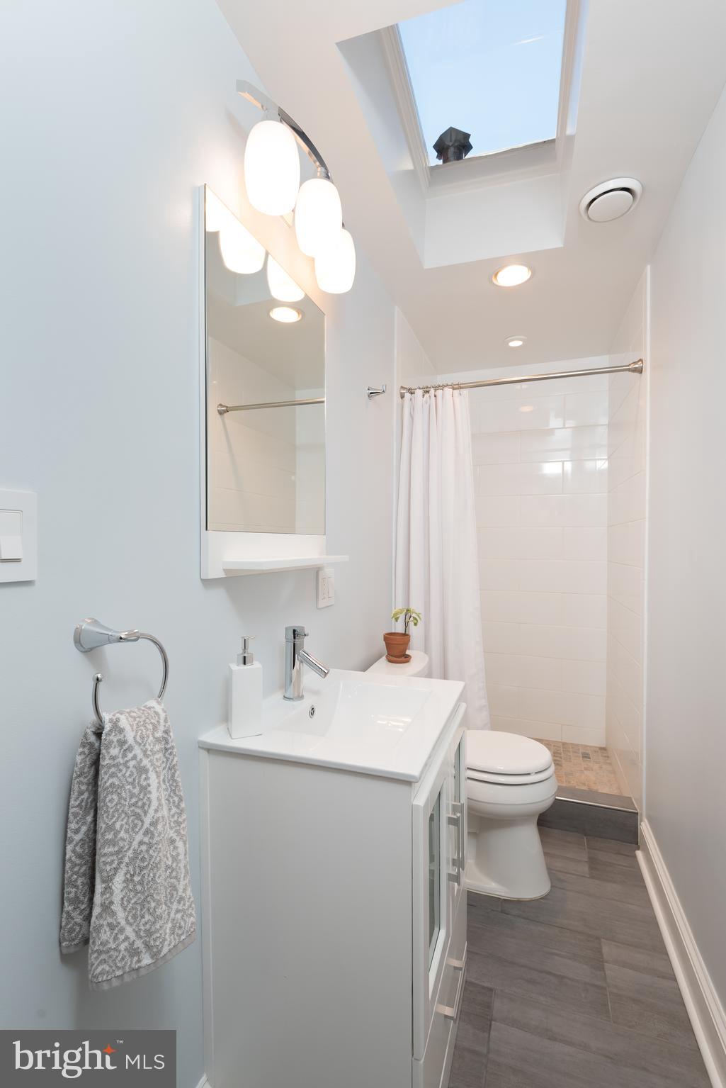 120 Duddington Place Southeast Washington, DC 20003 - Photo 16 of 38