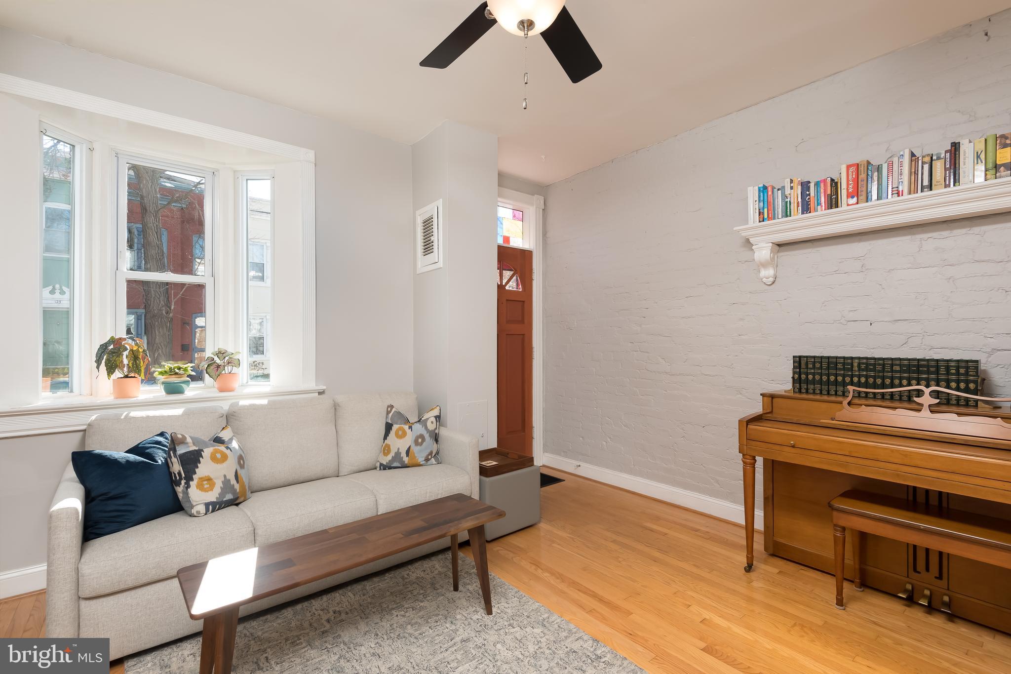 120 Duddington Place Southeast Washington, DC 20003 - Photo 5 of 38