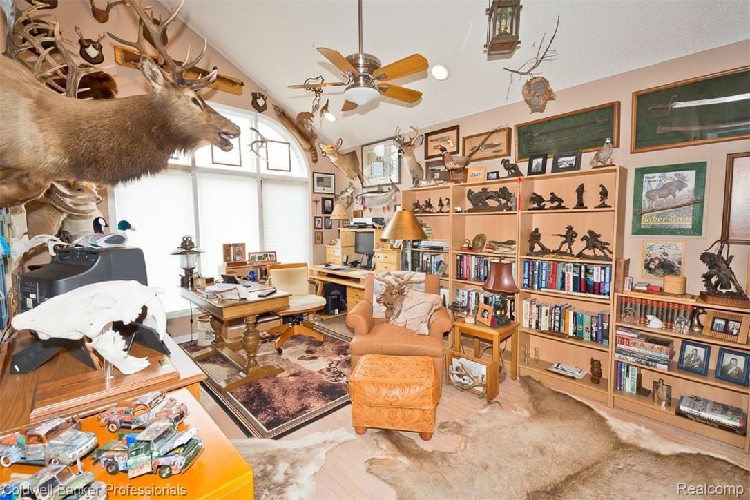 36195 Howard Road Farmington, MI 48331 - Photo 60 of 71 Upper Level Trophy Room/Optional 5th Bedroom