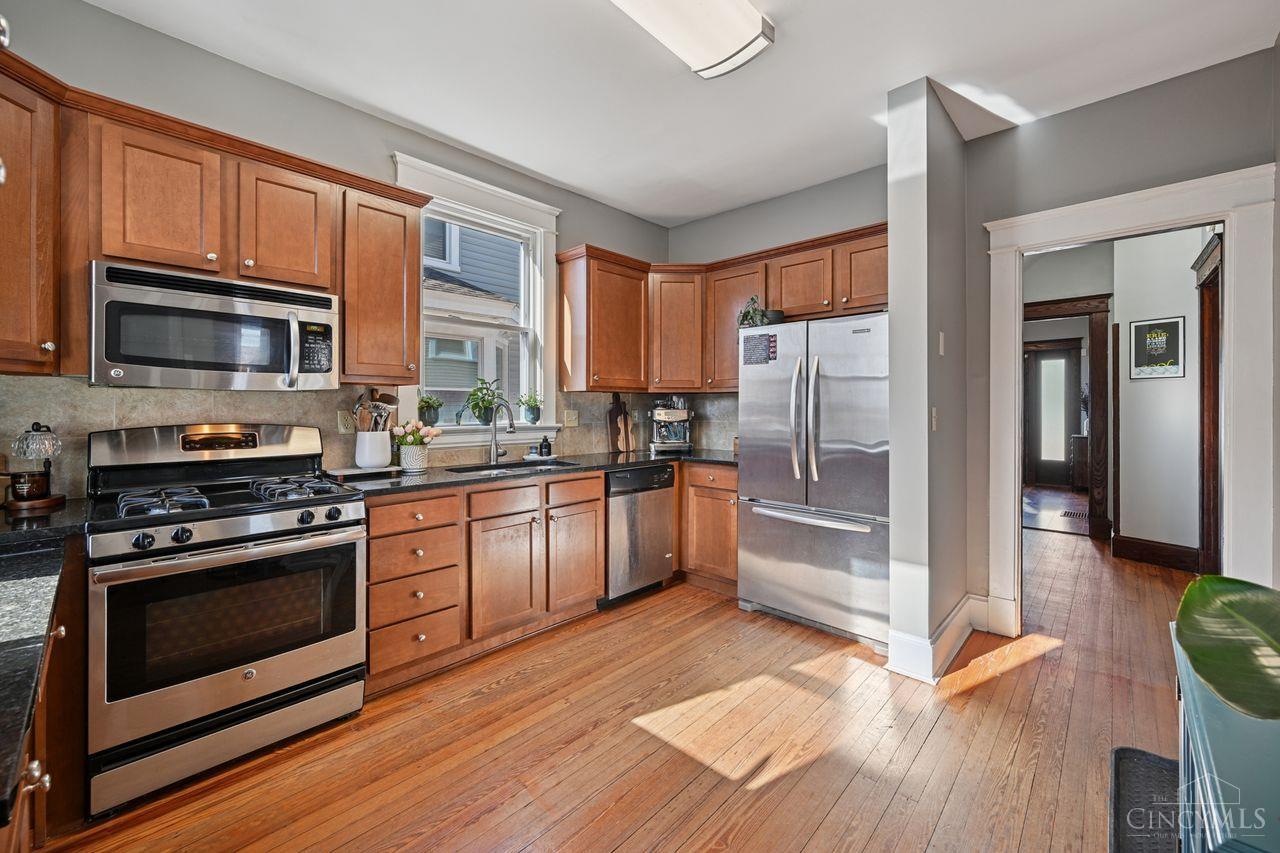 6225 Roe Street Cincinnati, OH 45227 - Photo 15 of 38 Gallery Image 15