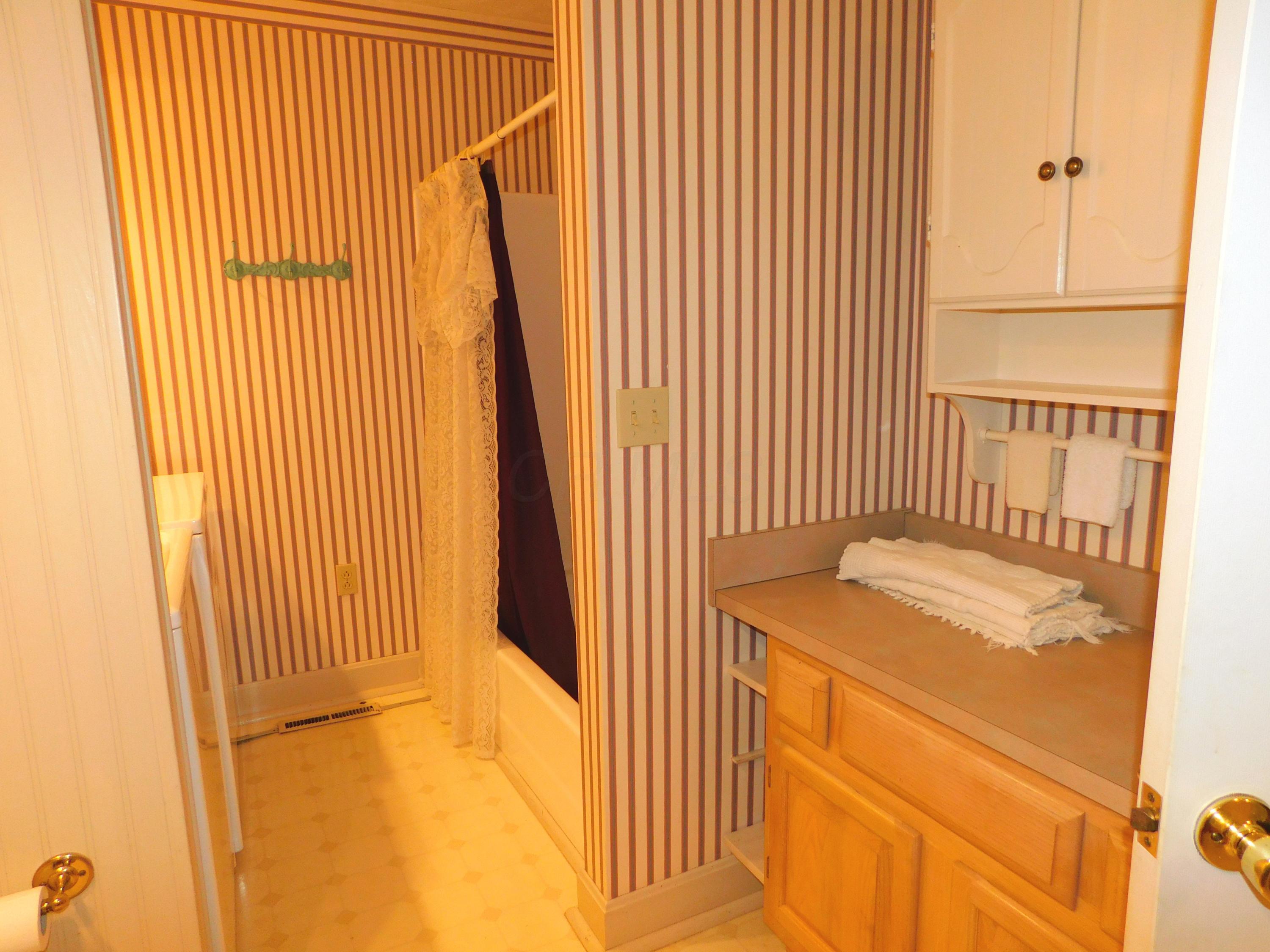 9351 Diley Road Pickerington, OH 43147 - Photo 7 of 16