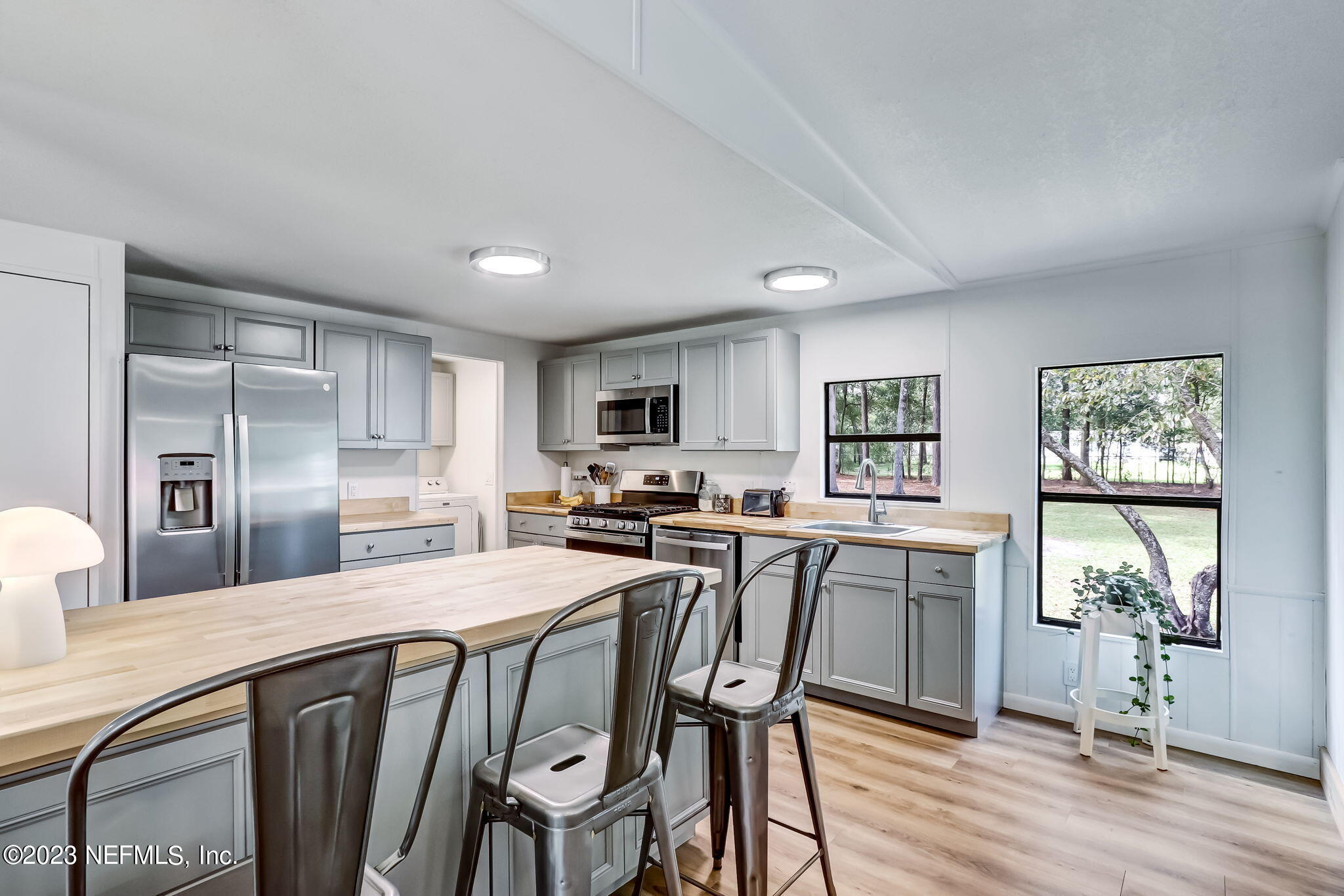 85125 Miner Road Yulee, FL 32097 - Photo 11 of 35 26-web-or-mls-LR 85125 Miner Rd AA-27