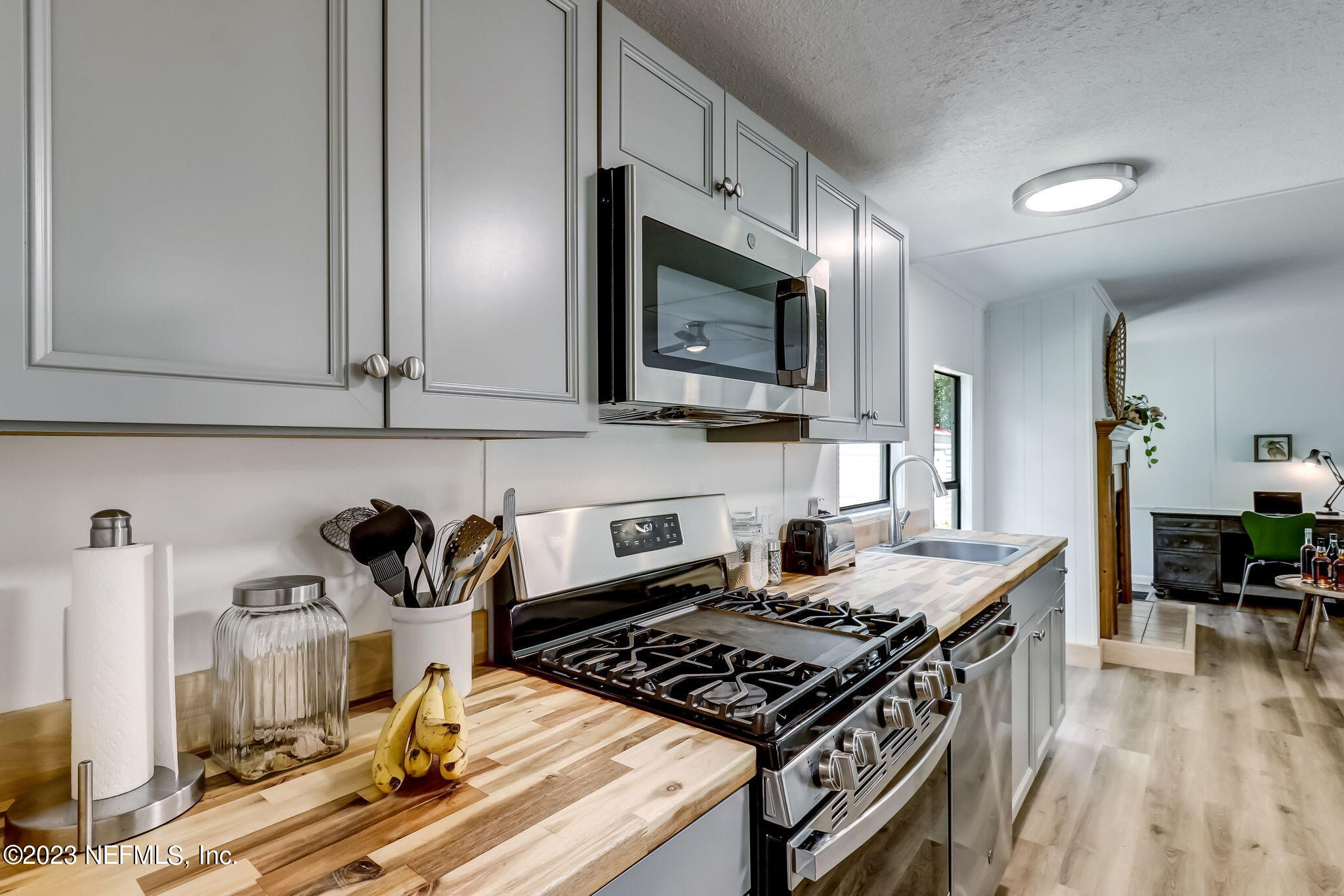 85125 Miner Road Yulee, FL 32097 - Photo 13 of 35 28-web-or-mls-LR 85125 Miner Rd AA-29