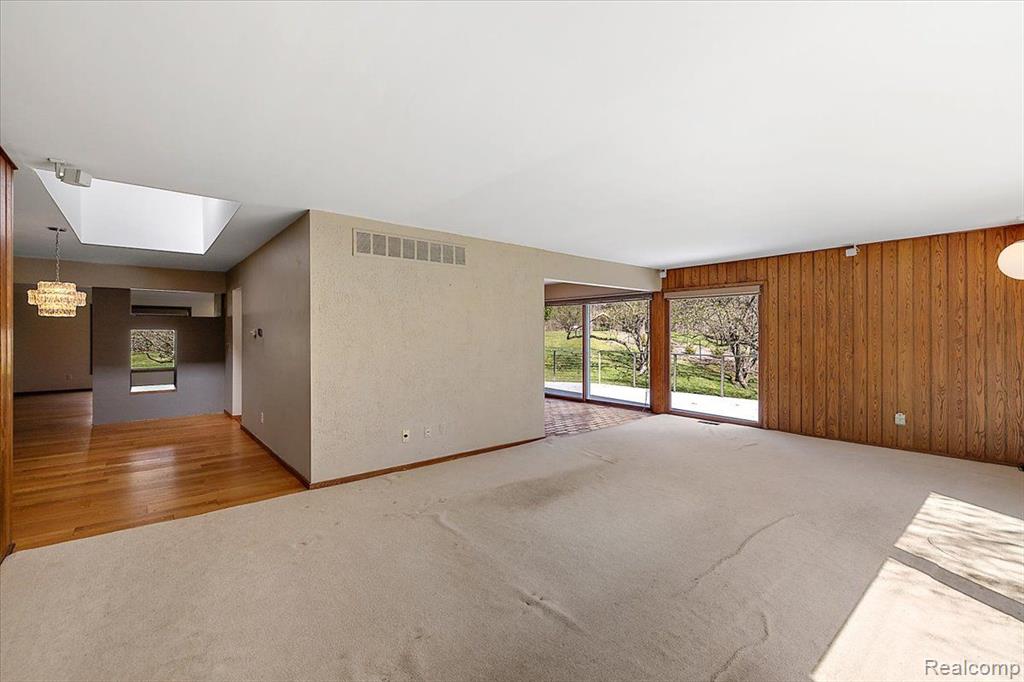 6145 Blue Beech Road Rochester Hills, MI 48306 - Photo 22 of 55