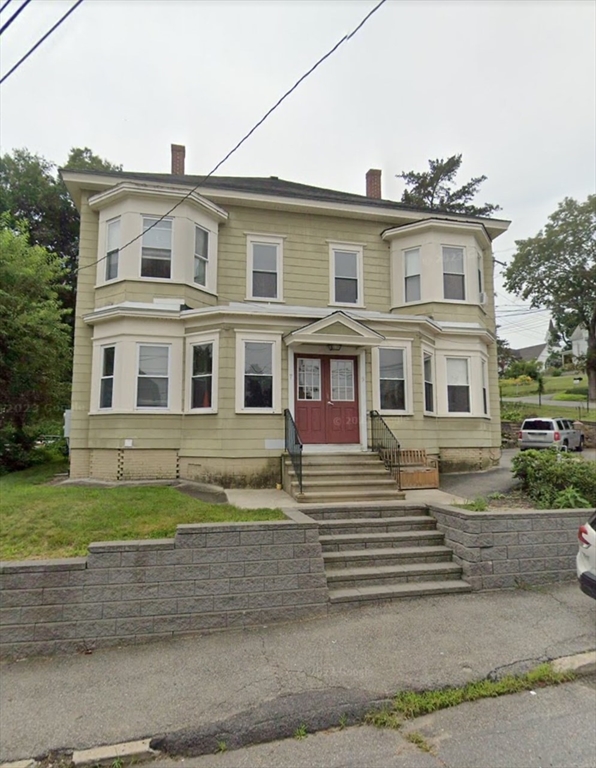 7 Spruce Street, Unit 2 Clinton, MA 01510 - Photo 8 of 8