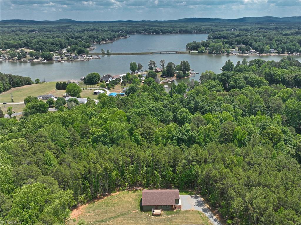 985 Wafford Road Lexington, NC 27292 - Photo 3 of 19