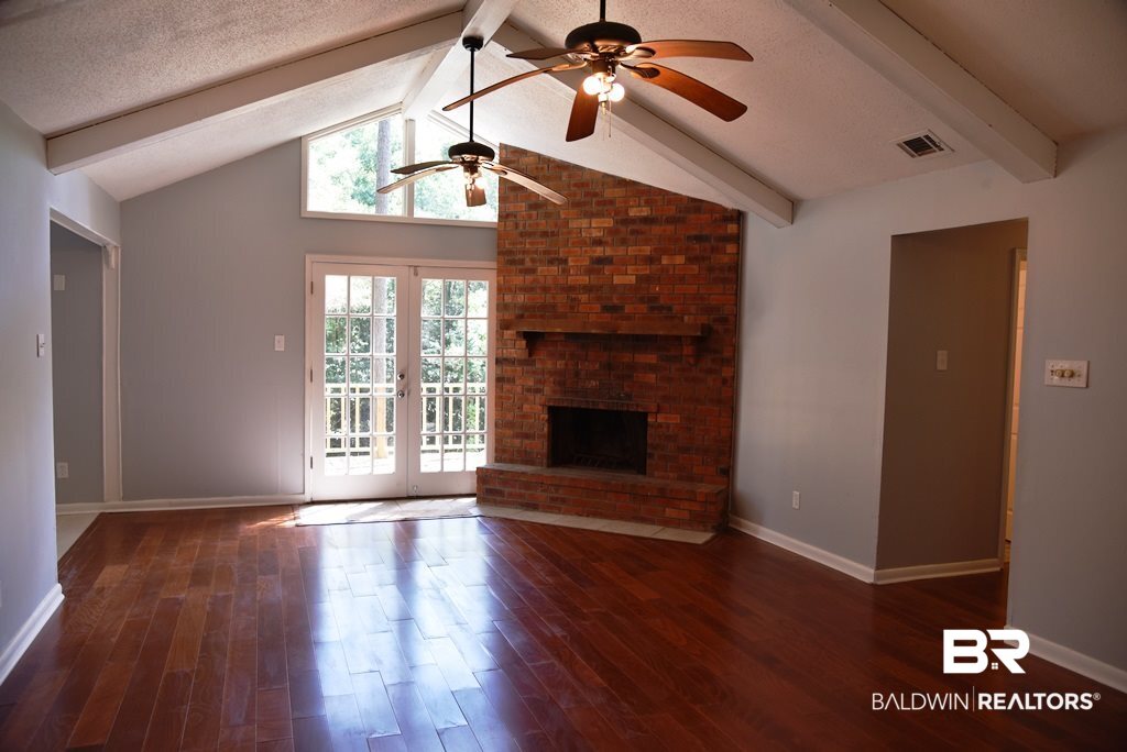 6585 Rabbit Court Theodore, AL 36582 - Photo 4 of 17