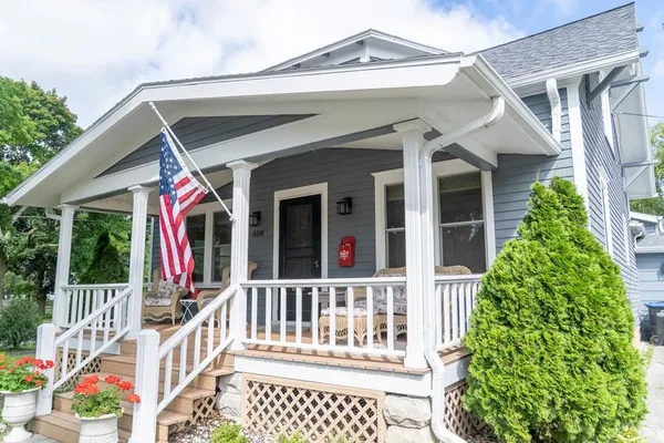 $488,000 | 808 Pennsylvania Street, Sturgeon Bay, WI 54235