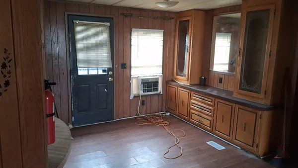 $76,000 | 1111 Barry Lane, Sauk Village, IL 60411
