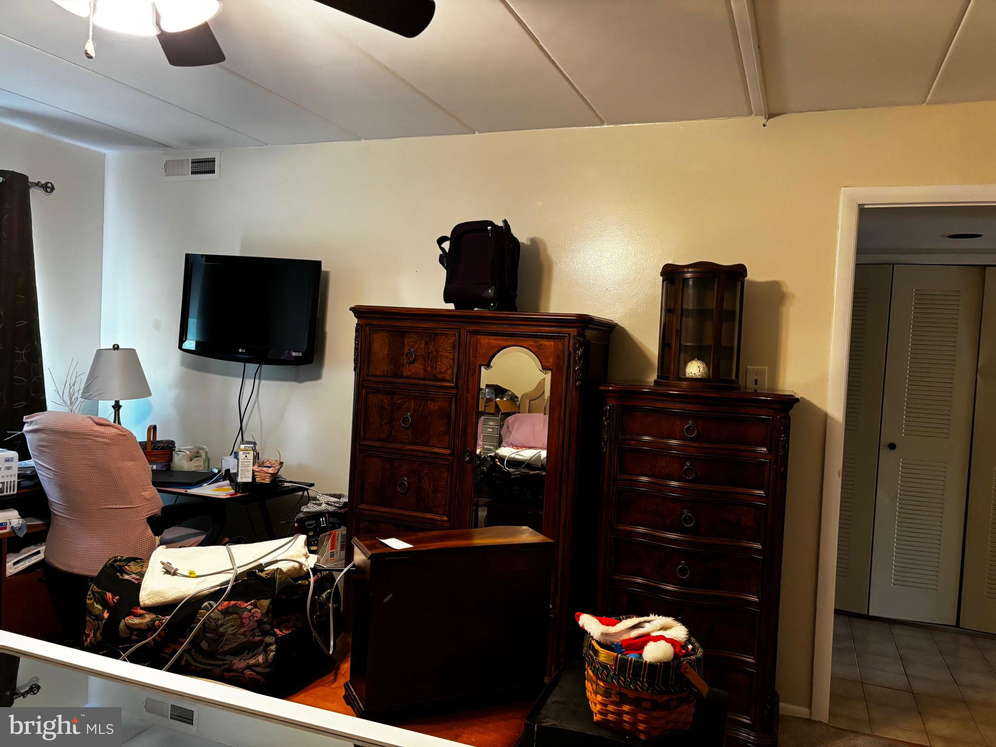 9945 Norwalk Road, Unit 17B Philadelphia, PA 19115 - Photo 15 of 20 Gallery Image 15
