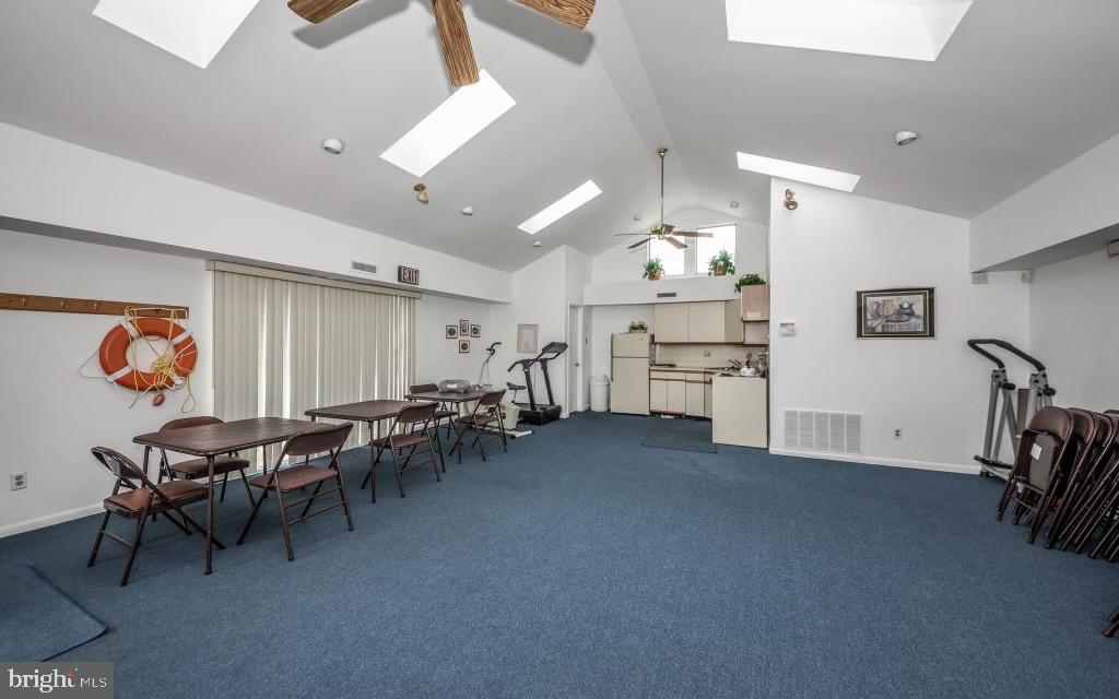 9945 Norwalk Road, Unit 17B Philadelphia, PA 19115 - Photo 7 of 20 Gallery Image 7