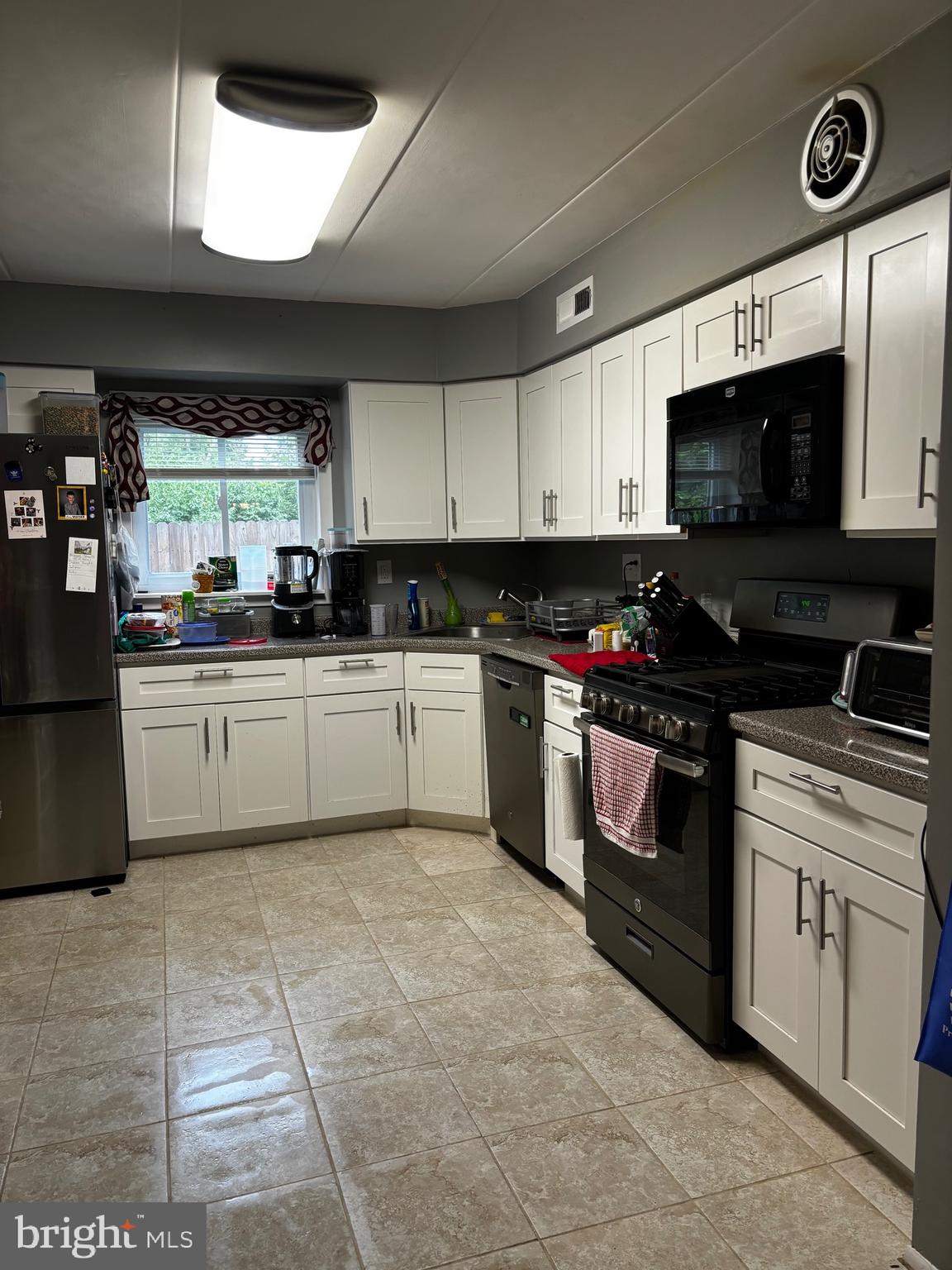 9945 Norwalk Road, Unit 17B Philadelphia, PA 19115 - Photo 9 of 20 Gallery Image 9