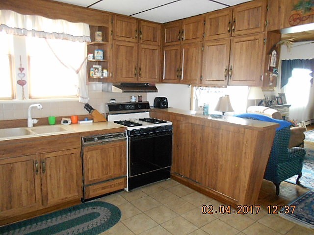 210 Oak Street Cedar Point, IL 61316 - Photo 6 of 13