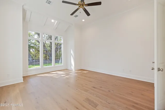 $899,900 | 111 Leaning Oak Drive, Lafayette, LA 70508