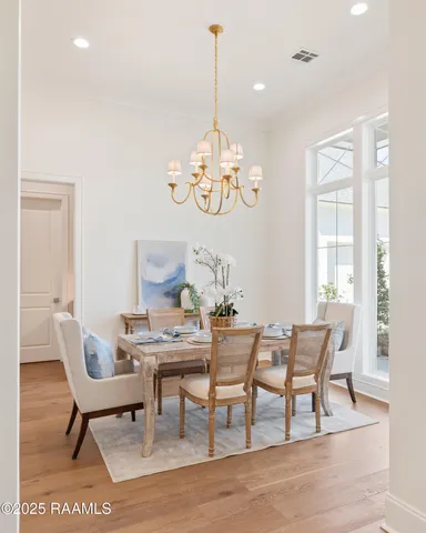 $899,900 | 111 Leaning Oak Drive, Lafayette, LA 70508