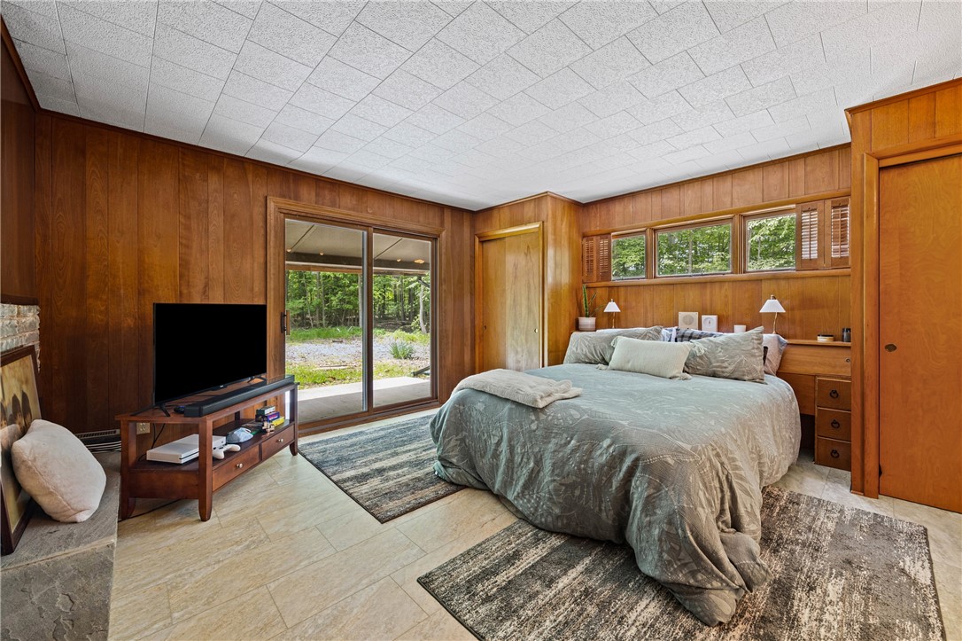 1455 Ayrault Road Perinton, NY 14450 - Photo 15 of 31