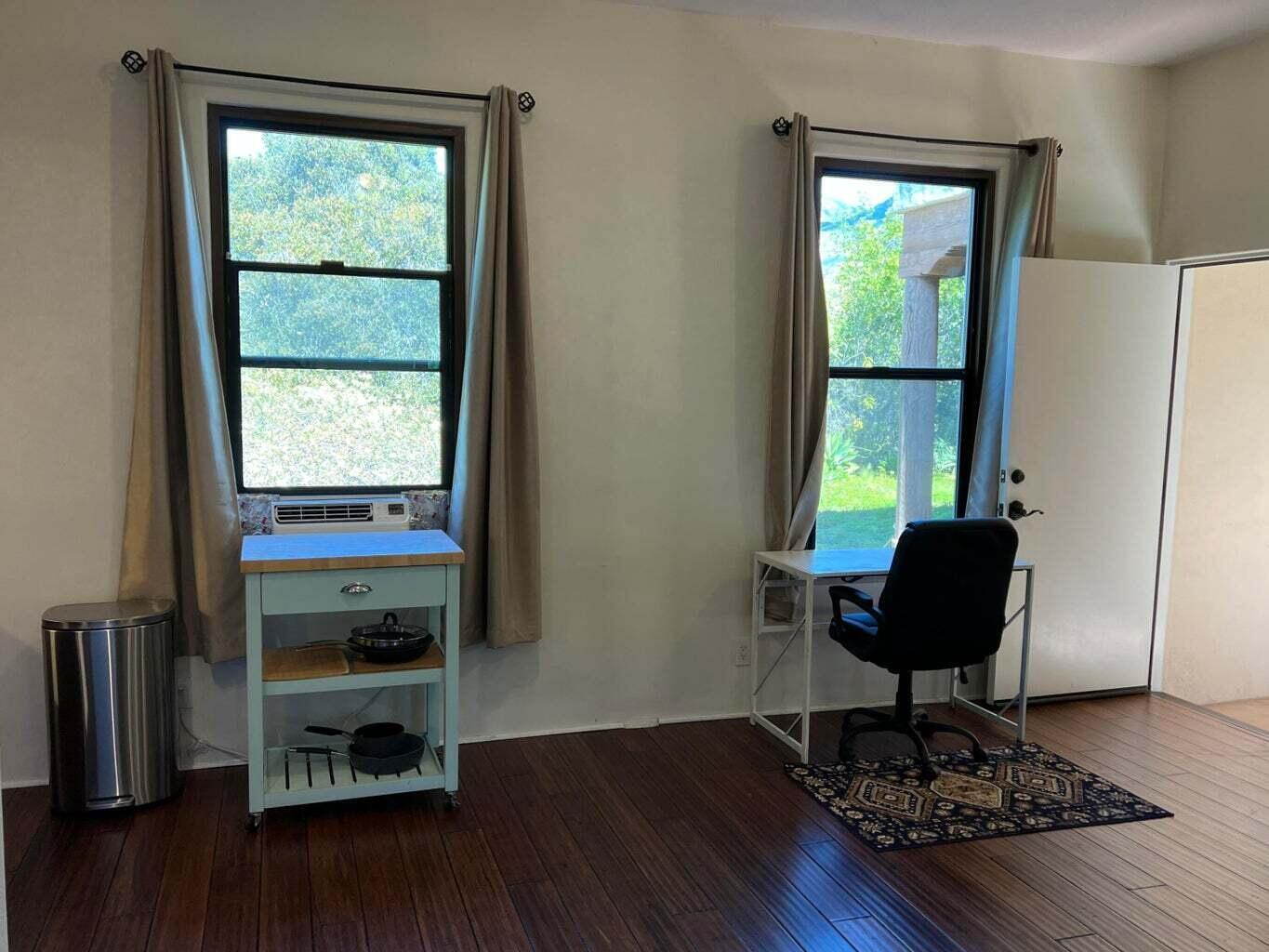 4670 Pennell Road, Unit B Santa Barbara, CA 93111 - Photo 5 of 10 Office Area