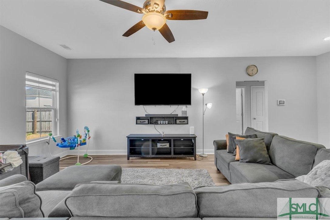 543 Rutledge Drive Hinesville, GA 31313 - Photo 9 of 43