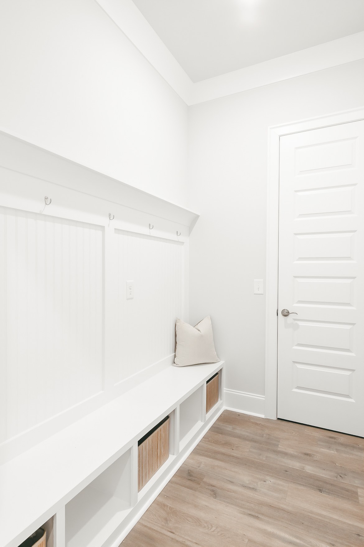 3238 Chase Point Drive Franklin, TN 37067 - Photo 25 of 29 a bathroom with a bathtub and a shower