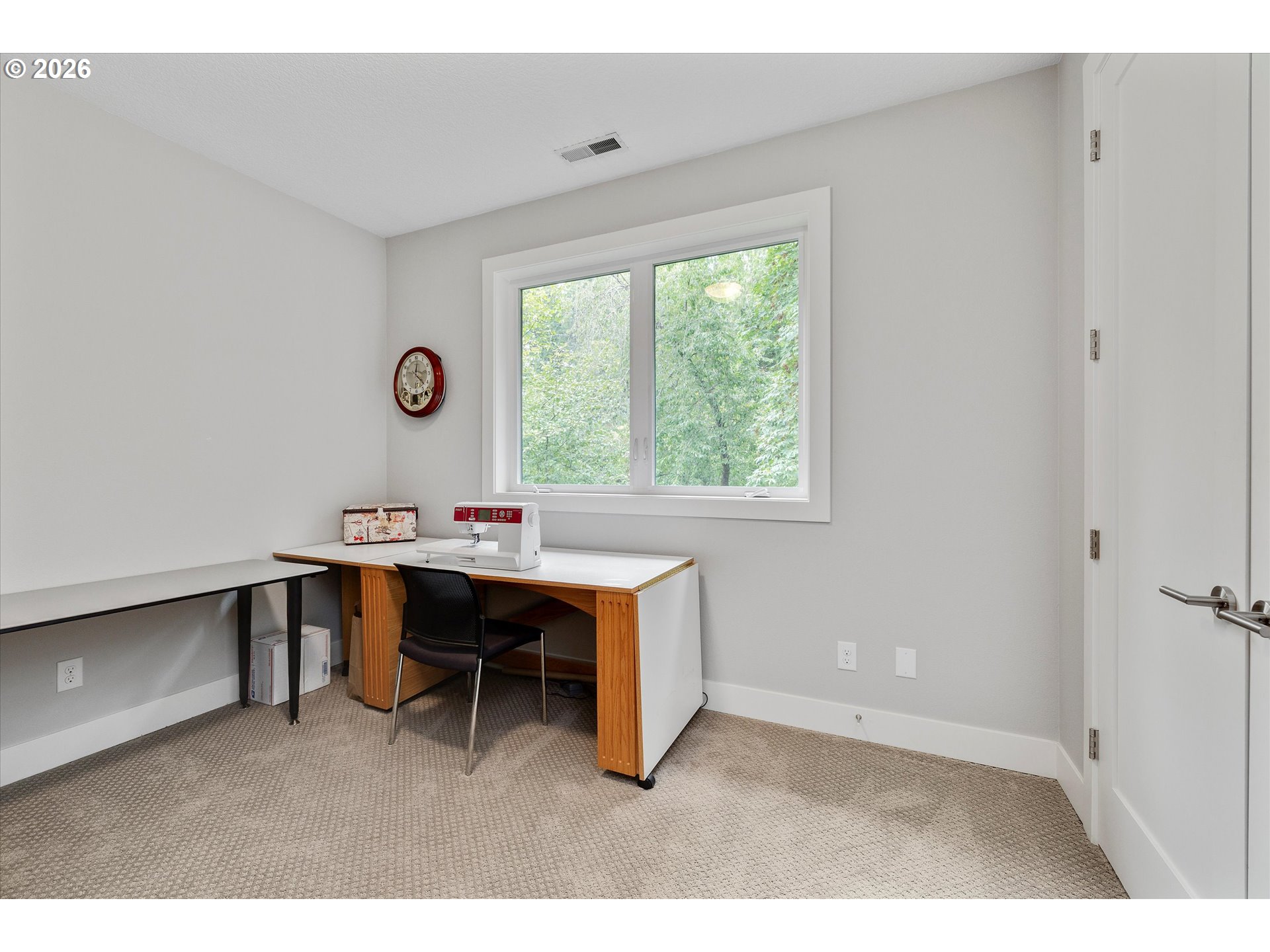9629 Southwest 18th Place Portland, OR 97219 - Photo 23 of 41