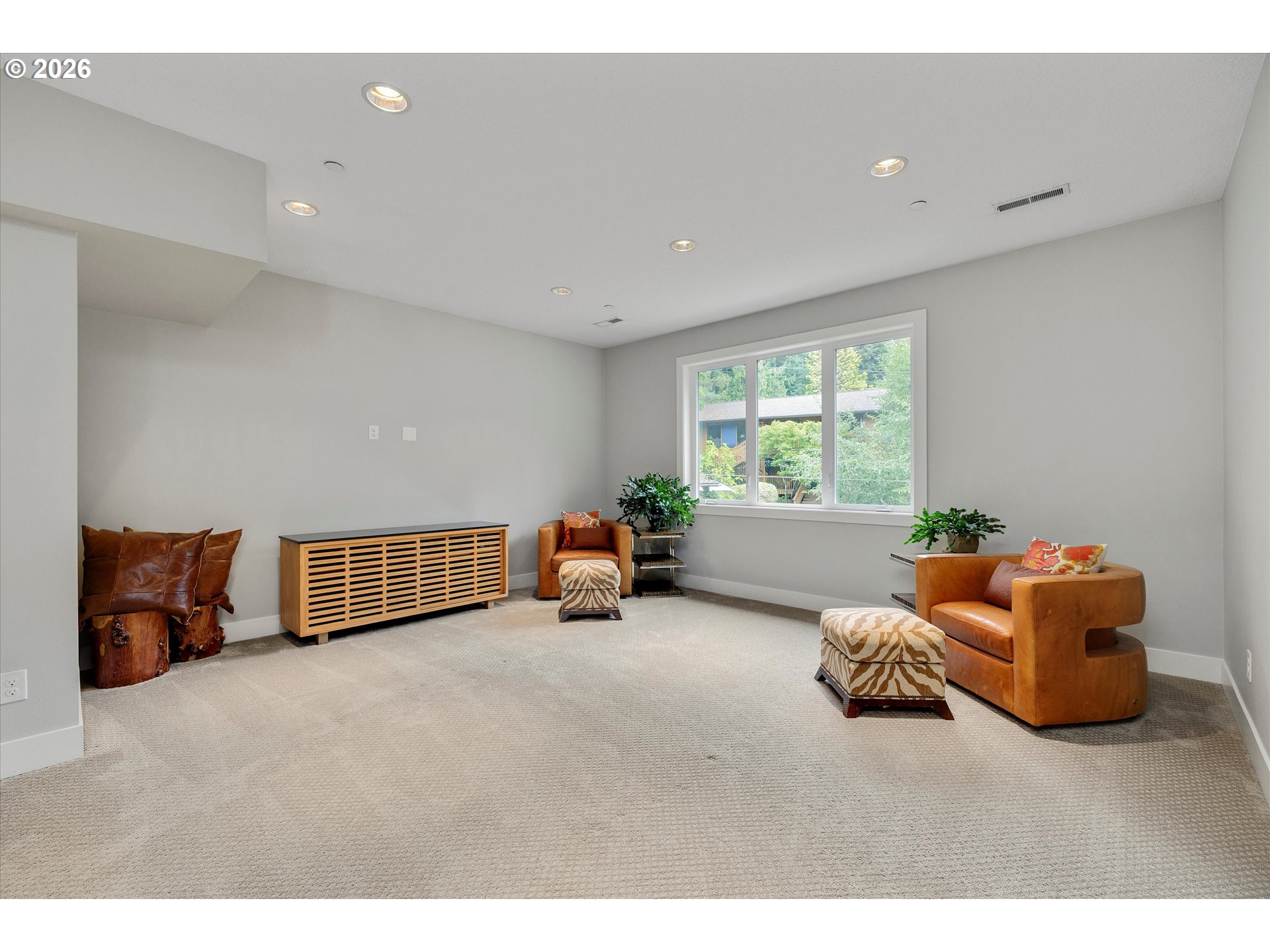 9629 Southwest 18th Place Portland, OR 97219 - Photo 24 of 41