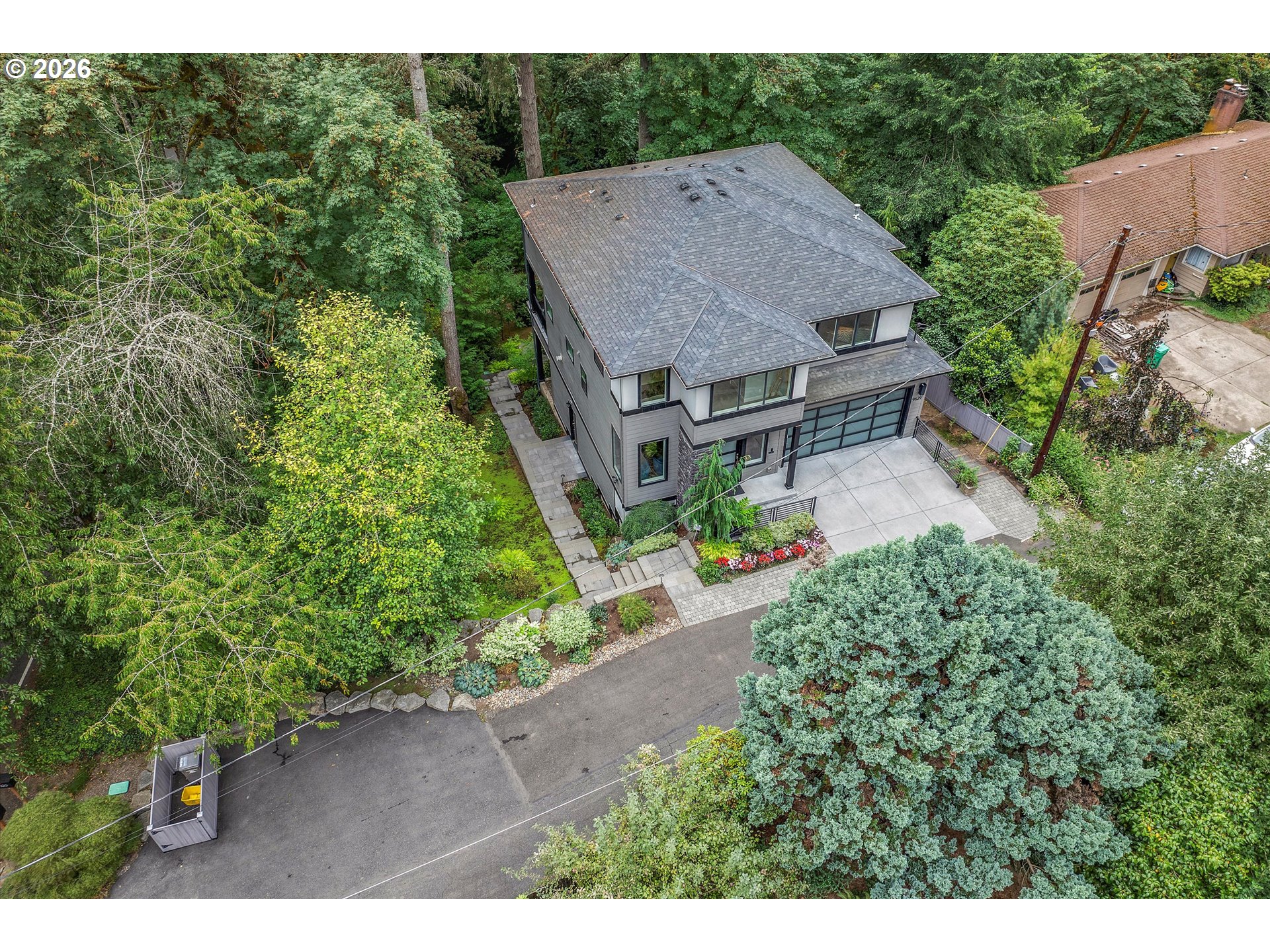9629 Southwest 18th Place Portland, OR 97219 - Photo 37 of 41