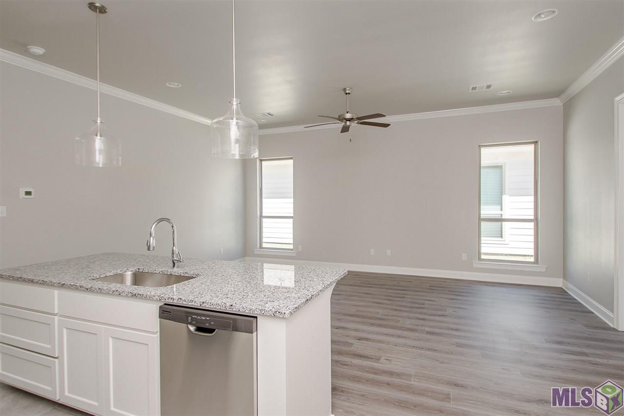 1432 Partierre Lane Baton Rouge, LA 70820 - Photo 3 of 28 Gallery Image 3