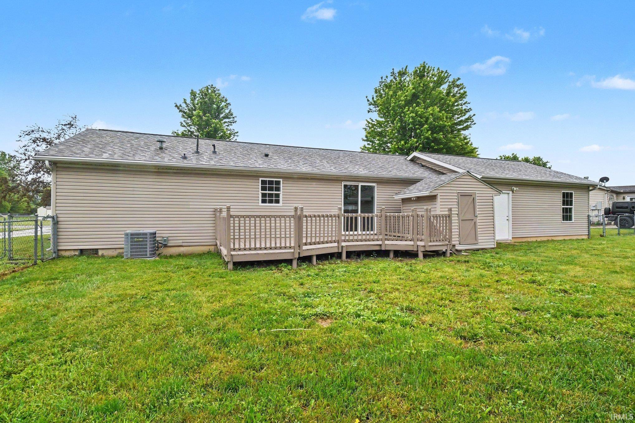 4235 Westerner Winds Road Warsaw, IN 46582 - Photo 24 of 29 Gallery Image 24