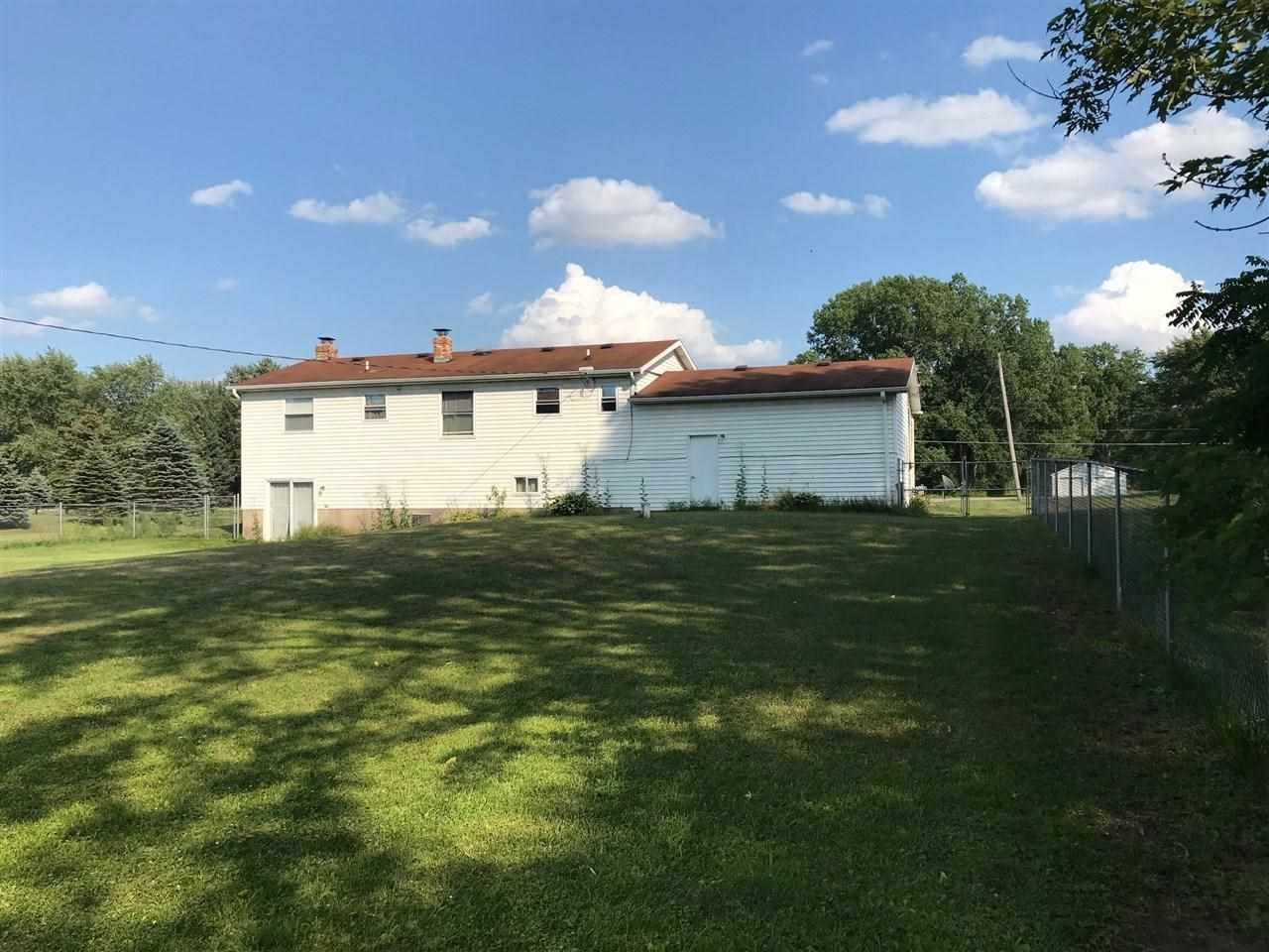 14187 Tuscola Road Clio, MI 48420 - Photo 5 of 37