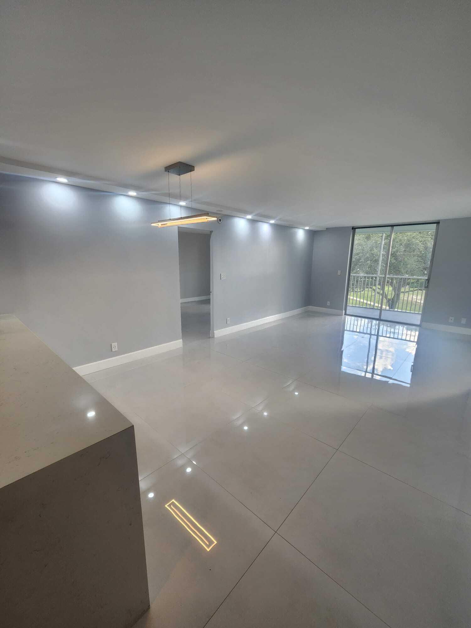 5301 Northwest 2nd Avenue, Unit 307 Boca Raton, FL 33487 - Photo 16 of 34 20d9766b-24a0-40ff-b3f9-43f74eb0a97f
