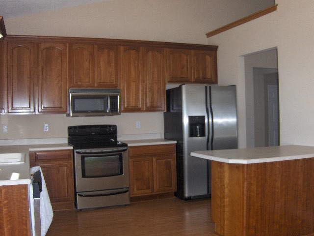 13405 West Division Road Yorktown, IN 47396 - Photo 5 of 12