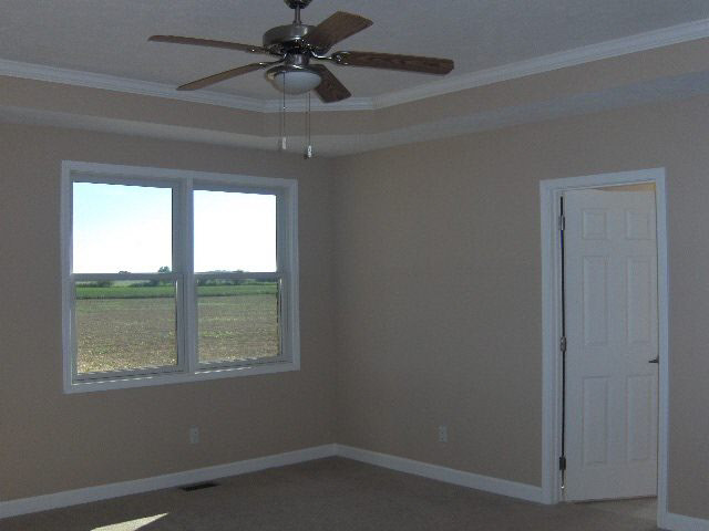 13405 West Division Road Yorktown, IN 47396 - Photo 7 of 12