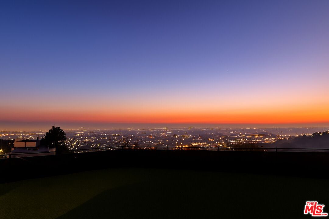 3641 Sunswept Drive Studio City, CA 91604 - Photo 5 of 24