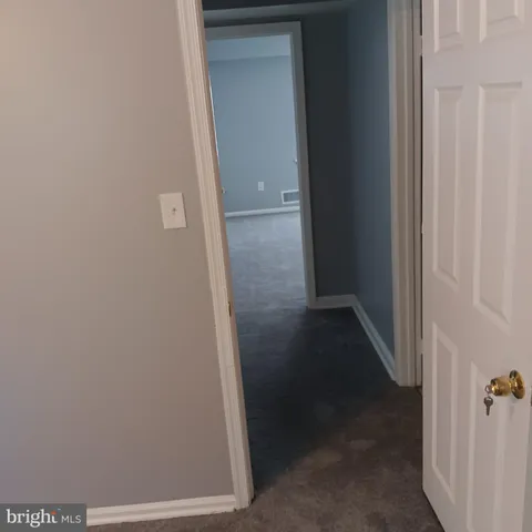 a close up view of a washer and dryer